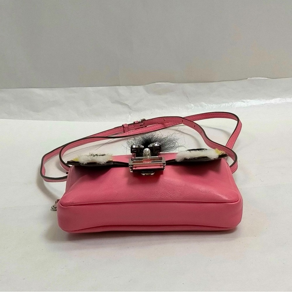 Fendi Monster Micro Baguette in Pink leather - Picture 6 of 13